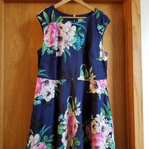 Eliza J dress, Navy, and floral, 16w, EUC